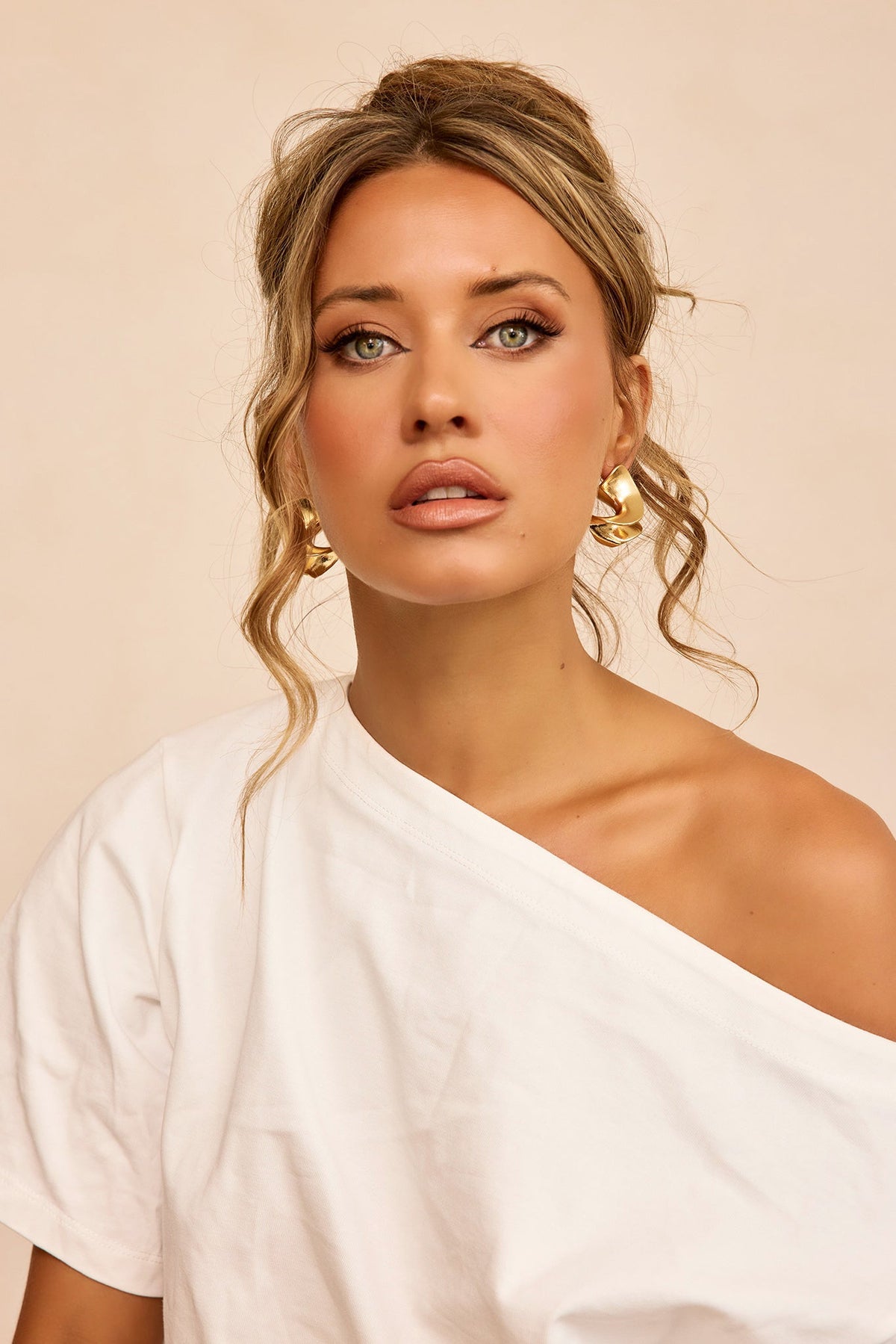 Sculpt Form Earrings - Gold