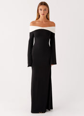 Hits Different Long Sleeve Maxi Dress - Black