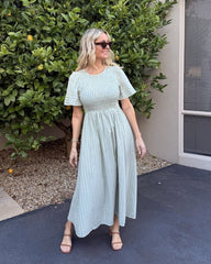 Iolana dress - Soft Khaki | Women's Cotton Smock Midi Dress